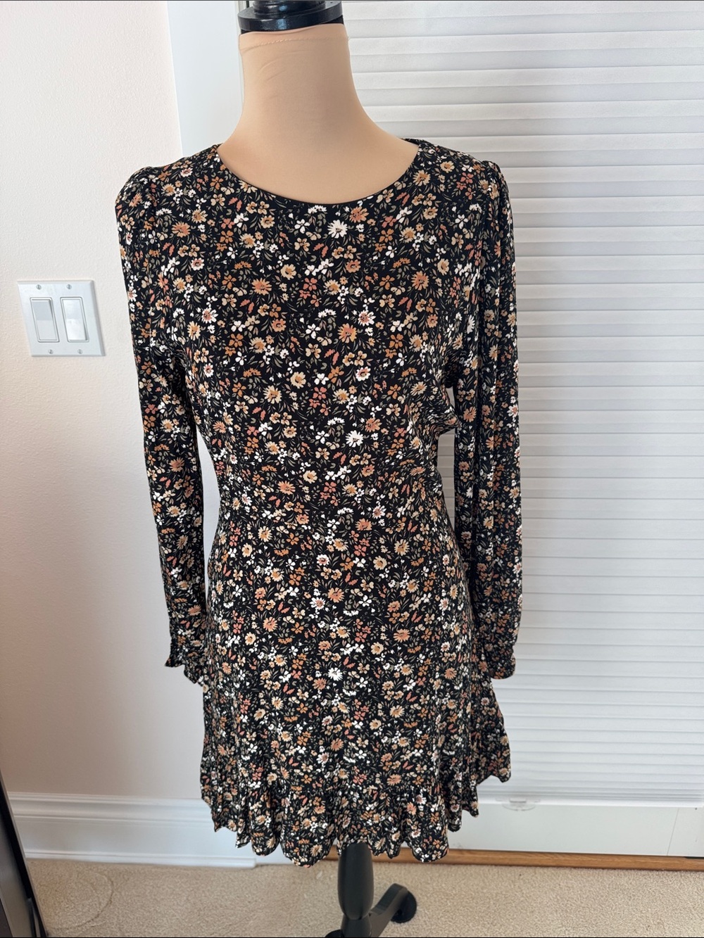 Dress Forum Los Angeles—size small, gorgeous fall dress-worn once